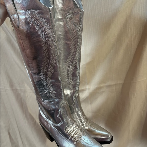 Silver Metallic Cowgirl Western Cowboy Chunky Heeled Boots Size 9 - Picture 2 of 12